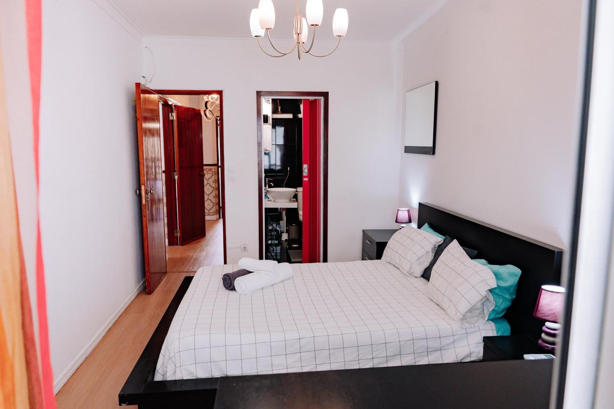 Family-Friendly And Cozy 3-Bedroom Accommodation In Lisboa Eksteriør bilde