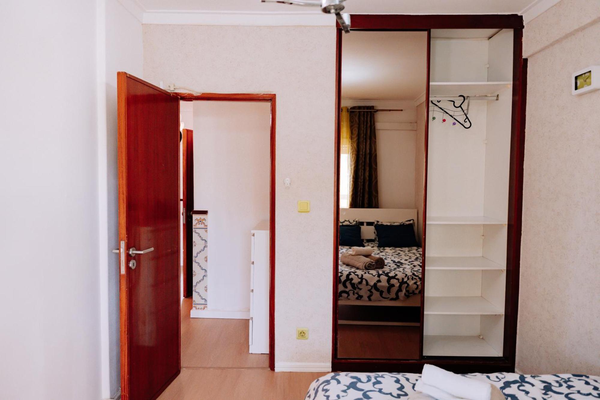 Family-Friendly And Cozy 3-Bedroom Accommodation In Lisboa Eksteriør bilde